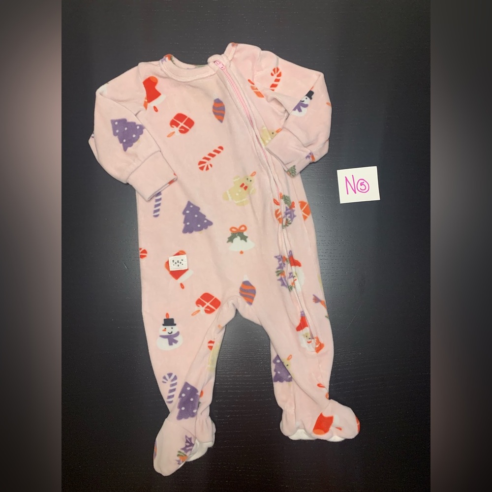 ⭐️2/$8.00⭐️ Festive 3-6m Pink Warm Sleeper